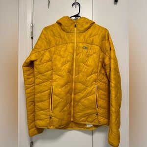 Women’s Outdoor Research Superstrand LT hoody. Perfect condition.